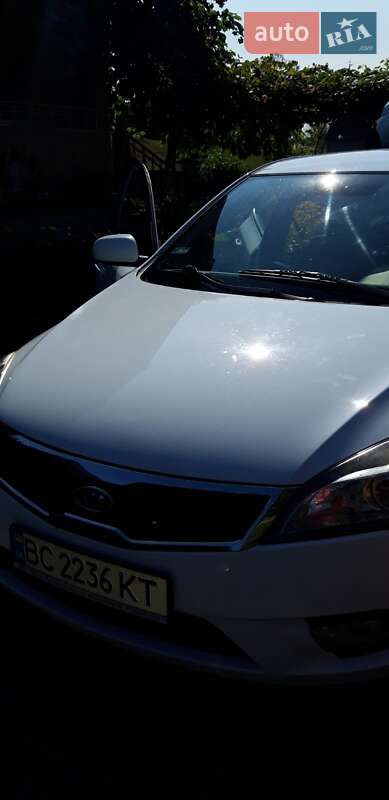 Хетчбек Kia Ceed 2011 в Стрию