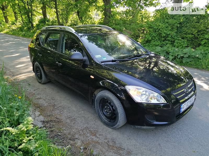 Универсал Kia Ceed 2008 в Калуше