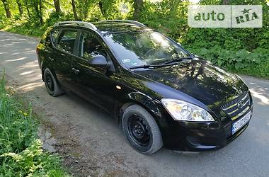 Универсал Kia Ceed 2008 в Калуше