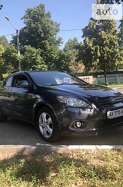 Хэтчбек Kia Ceed 2008 в Харькове