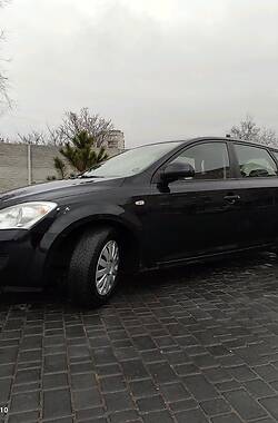 Хэтчбек Kia Ceed 2008 в Мелитополе