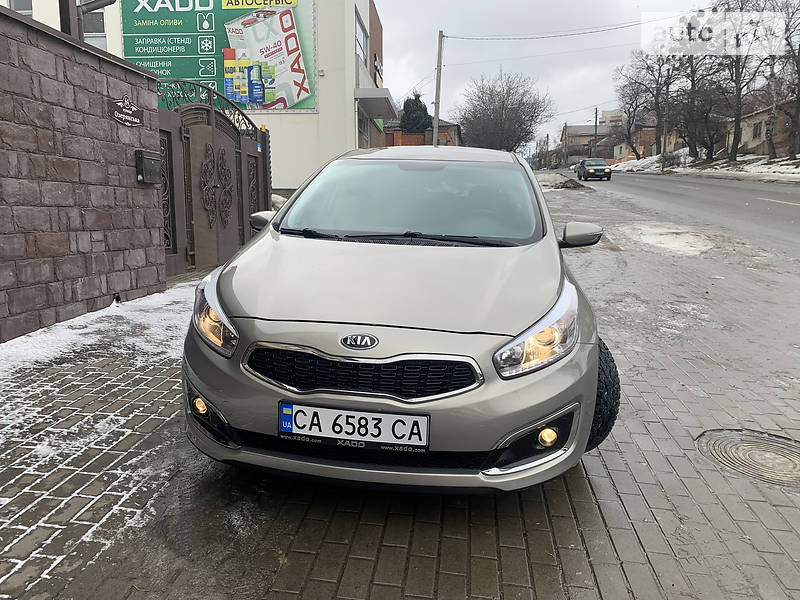 Хетчбек Kia Ceed 2016 в Харкові