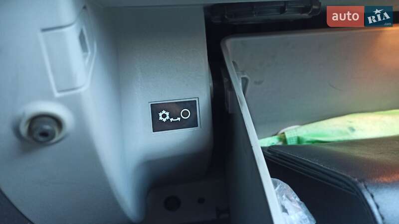 Универсал Kia Ceed 2008 в Стебнику