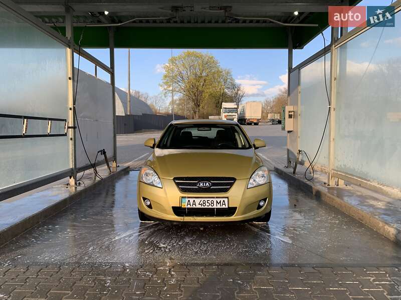 Хетчбек Kia Ceed 2007 в Києві