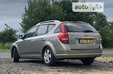 Универсал Kia Ceed 2012 в 