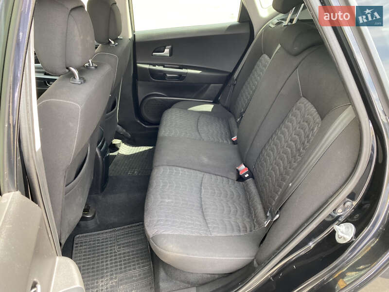 Седан Kia Ceed 2010 в Вінниці