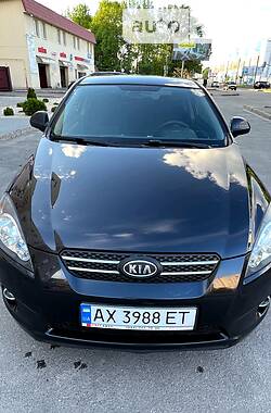 Купе Kia Ceed 2008 в Сумах