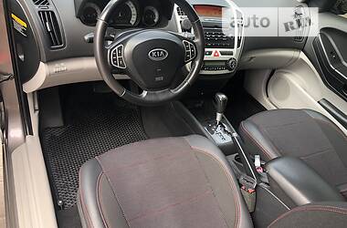 Купе Kia Ceed 2008 в 