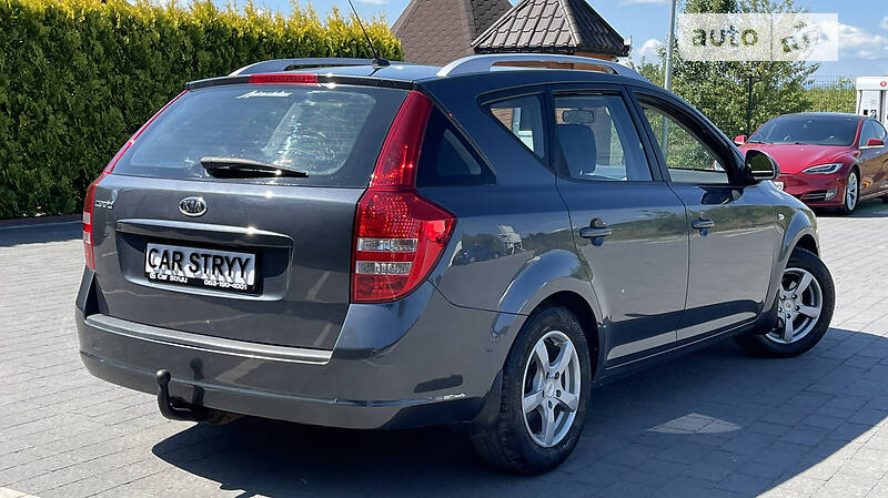 Универсал Kia Ceed 2008 в Стрые