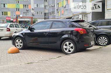 Купе Kia Ceed 2008 в Сумах