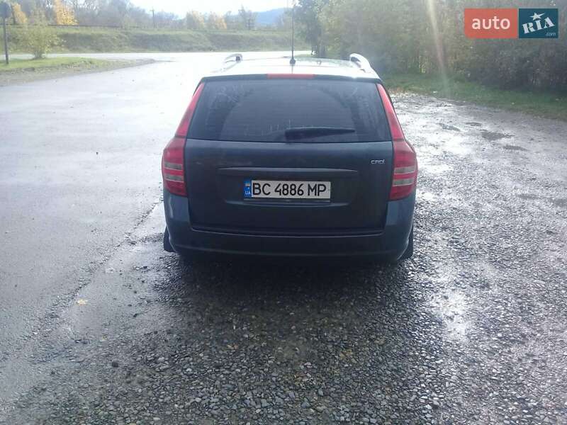 Универсал Kia Ceed 2007 в Старом Самборе