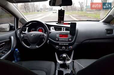 Хетчбек Kia Ceed 2014 в Черкасах фото 6 Хетчбек Kia Ceed 2014 в Черкасах