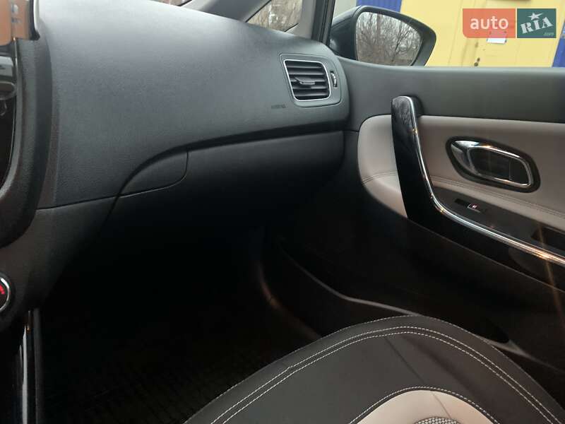 Хетчбек Kia Ceed 2013 в Запоріжжі