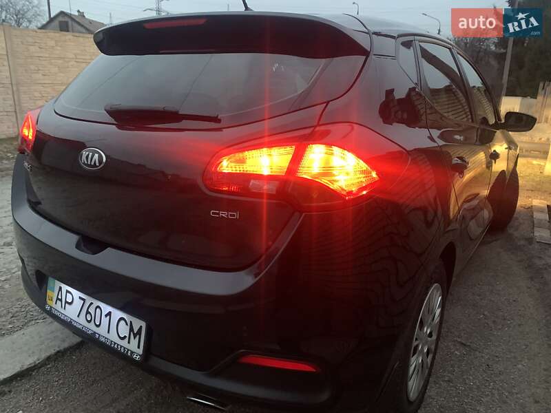Хетчбек Kia Ceed 2013 в Запоріжжі