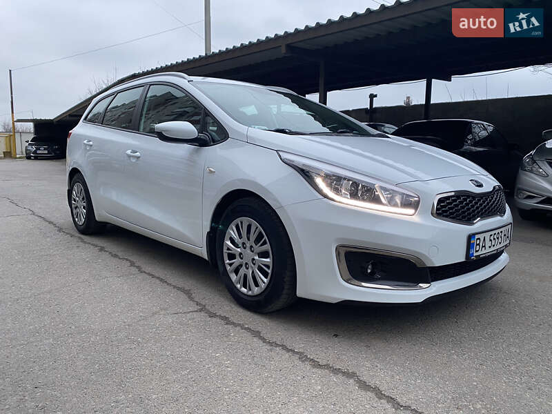 Универсал Kia Ceed 2018 в Днепре