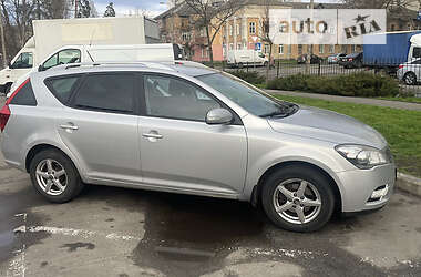 Універсал Kia Ceed 2010 в Києві