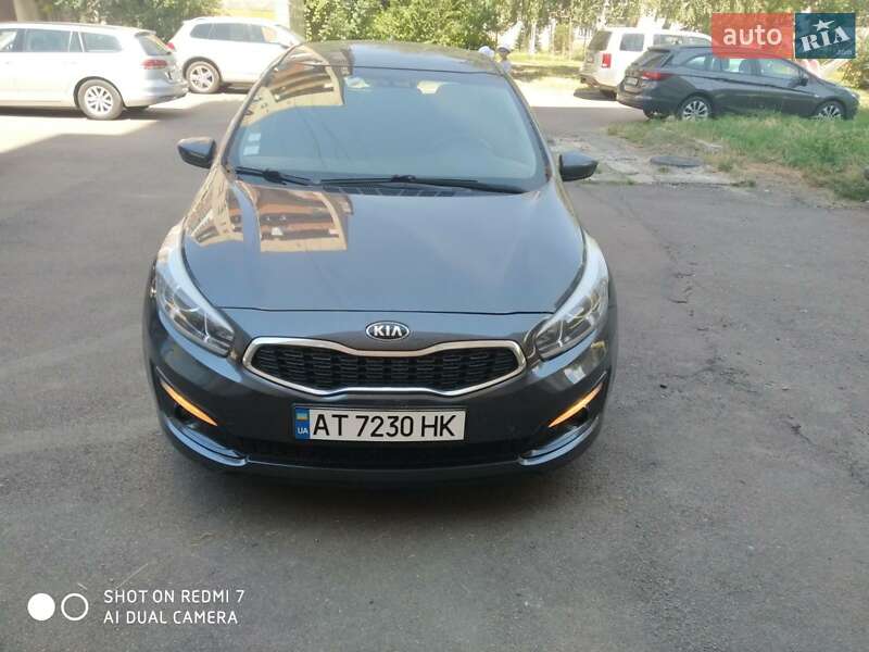 Хетчбек Kia Ceed 2016 в Калуші