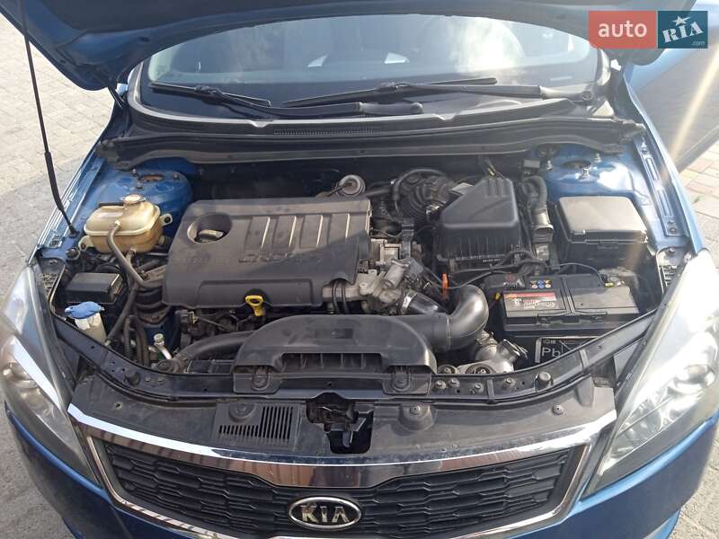 Універсал Kia Ceed 2009 в Києві