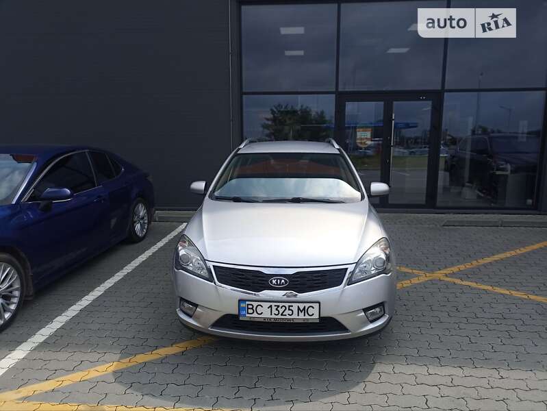 Универсал Kia Ceed 2009 в 