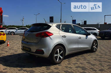Хетчбек Kia Ceed 2015 в 