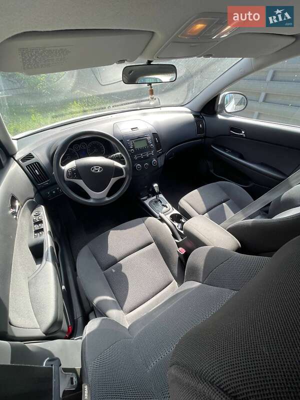 Универсал Kia Ceed 2012 в Полтаве фото 4 Универсал Kia Ceed 2012 в Полтаве