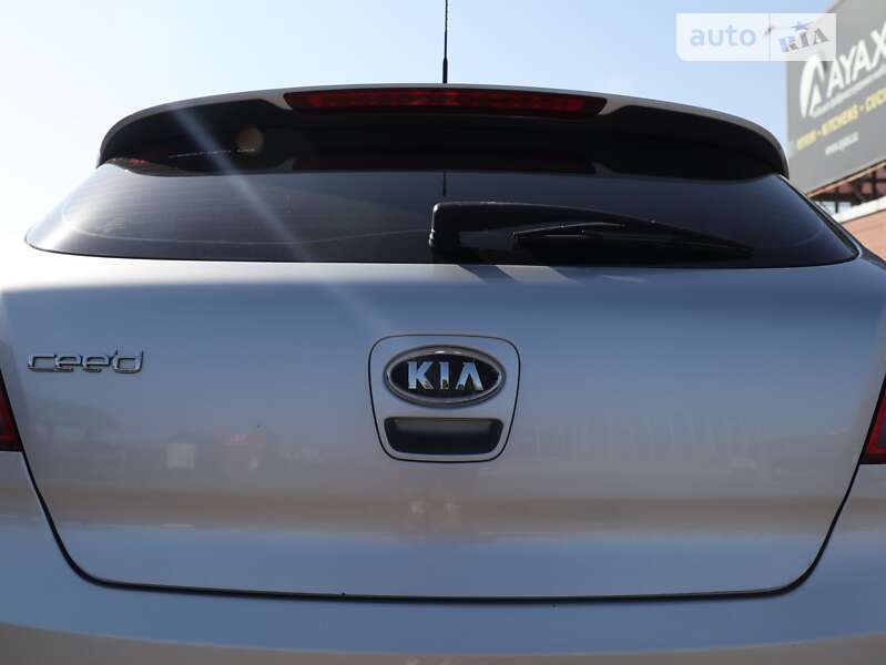 Хетчбек Kia Ceed 2008 в Києві