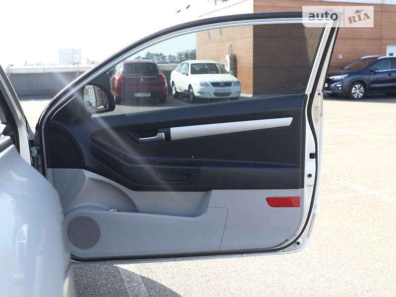 Хетчбек Kia Ceed 2008 в Києві