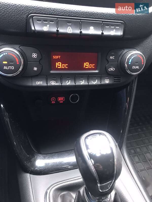 Универсал Kia Ceed 2018 в Глухове