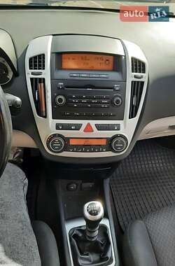 Универсал Kia Ceed 2007 в Луцке