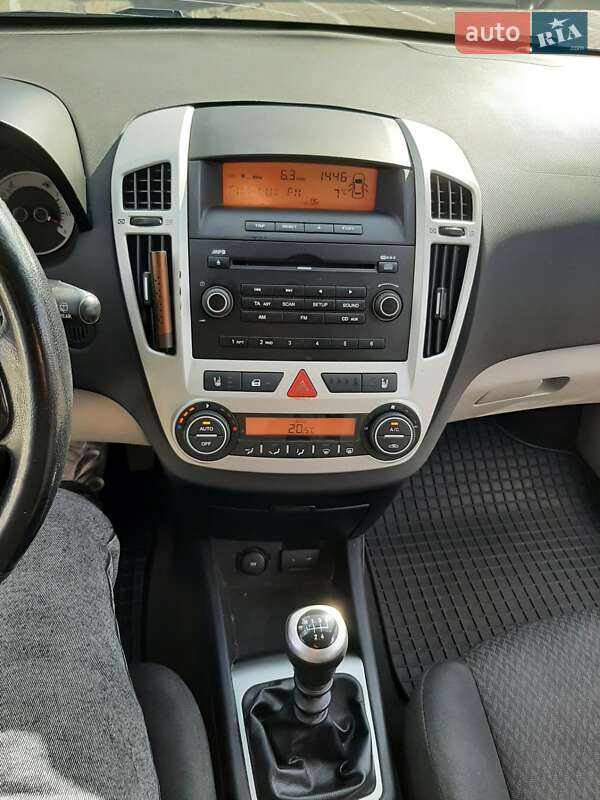 Универсал Kia Ceed 2007 в Луцке