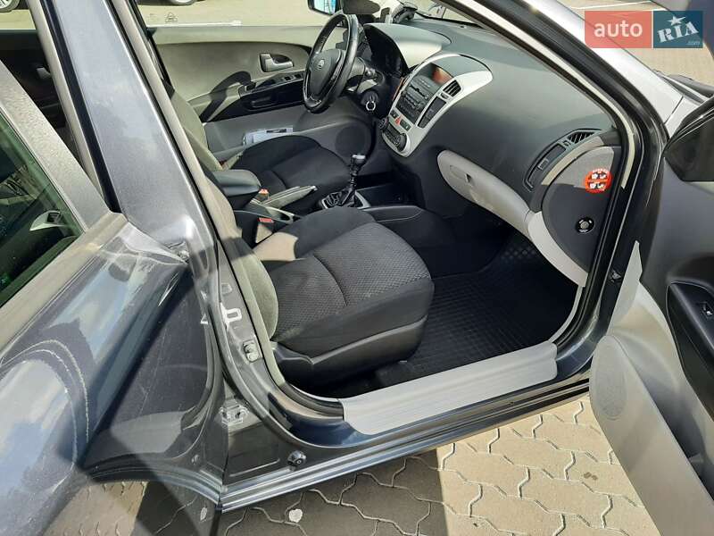 Универсал Kia Ceed 2007 в Луцке