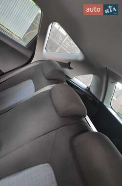 Универсал Kia Ceed 2010 в Мукачево