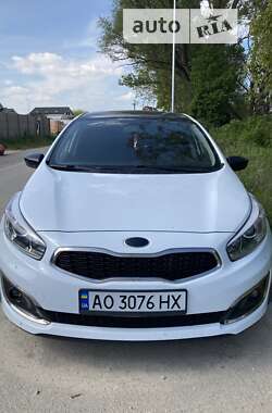 Хэтчбек Kia Ceed 2016 в Хусте