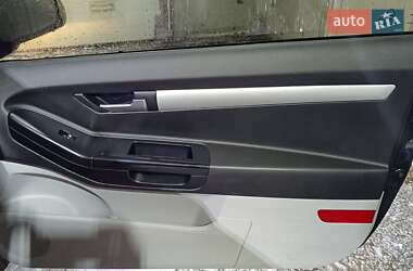 Хэтчбек Kia Ceed 2008 в Запорожье