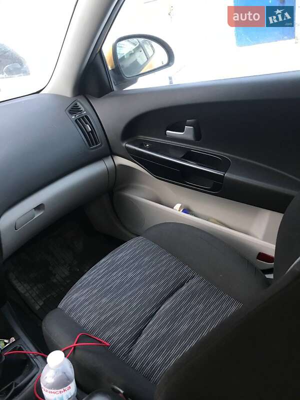 Хетчбек Kia Ceed 2007 в Полтаві фото 18 Хетчбек Kia Ceed 2007 в Полтаві