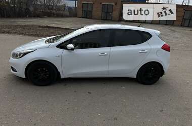 Хэтчбек Kia Ceed 2013 в Киеве