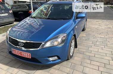 Универсал Kia Ceed 2010 в Киеве