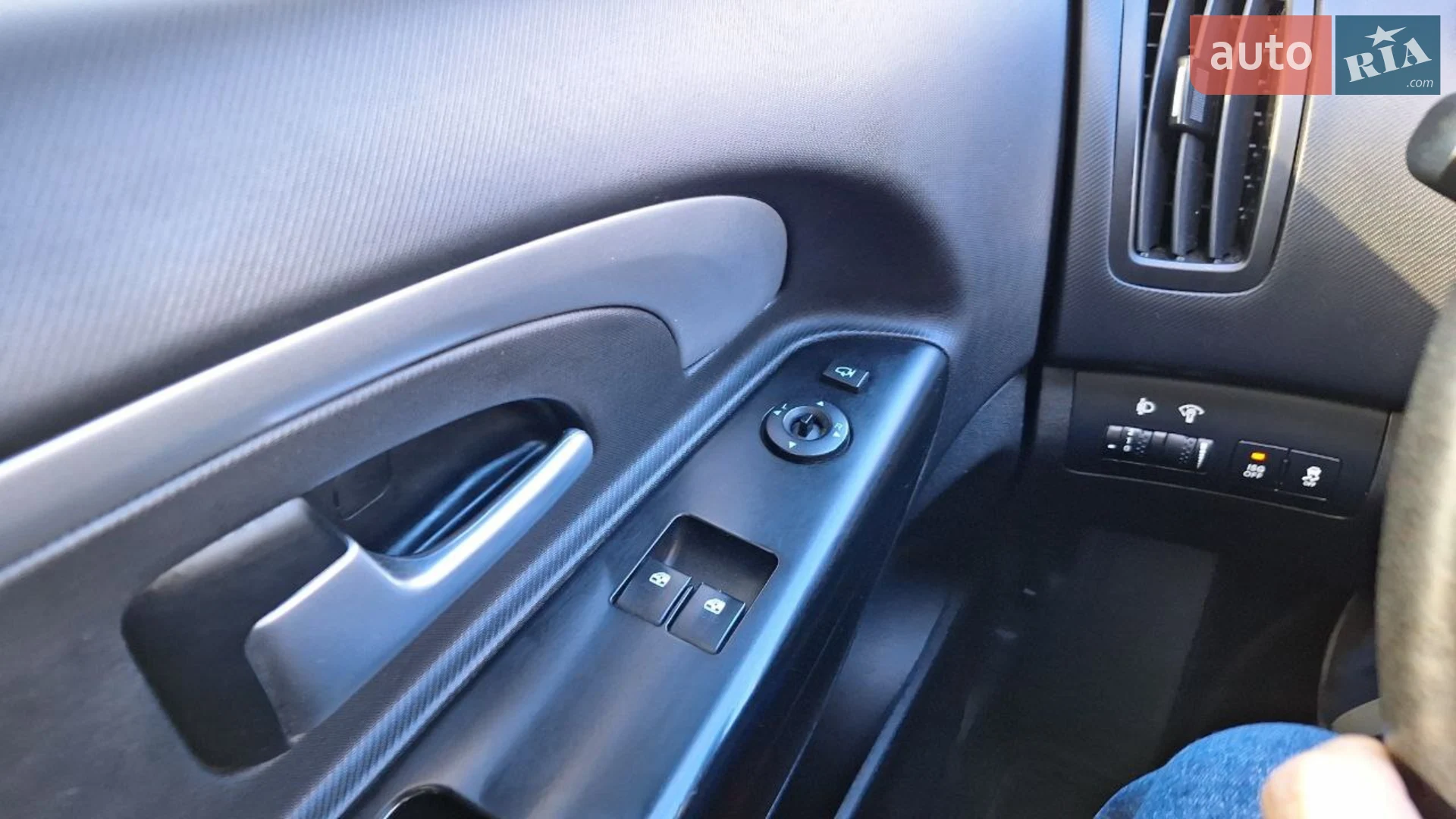 2011 Kia Cee'd - мініатюра 26