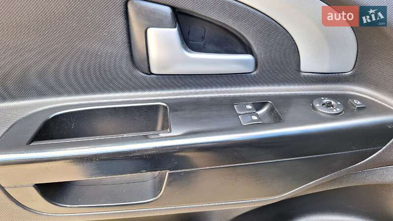 Универсал Kia Ceed 2011 в Первомайске