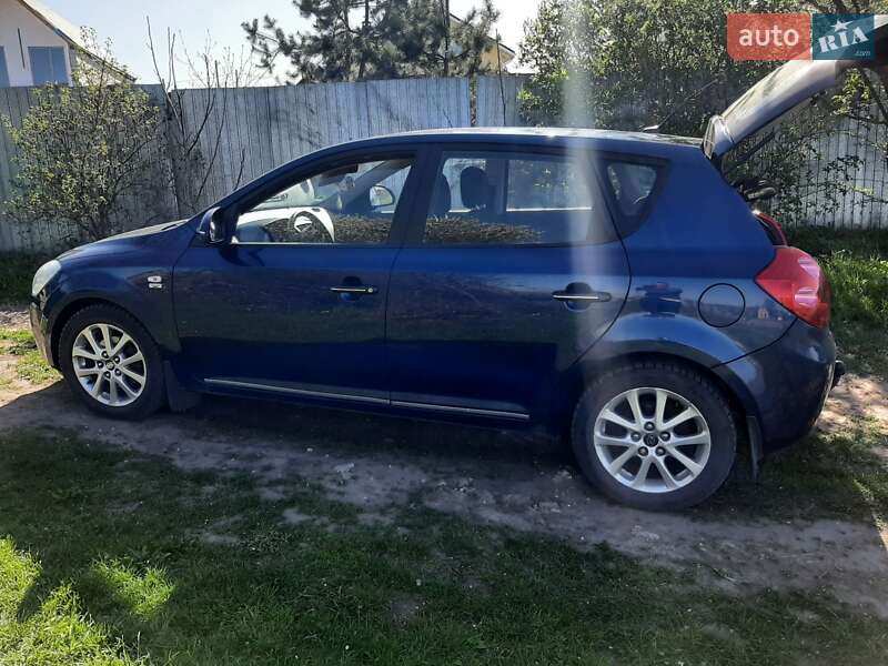 Хэтчбек Kia Ceed 2008 в Боярке