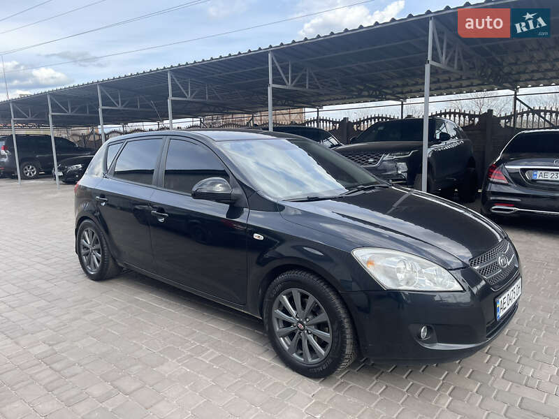 Хетчбек Kia Ceed 2007 в Кривому Розі фото 8 Хетчбек Kia Ceed 2007 в Кривому Розі