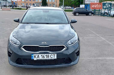 Хэтчбек Kia Ceed 2019 в 
