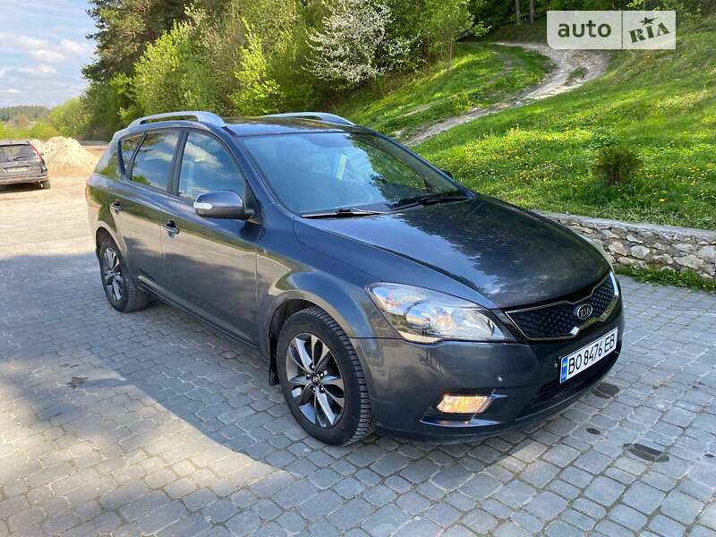 Універсал Kia Ceed 2010 в Шумську
