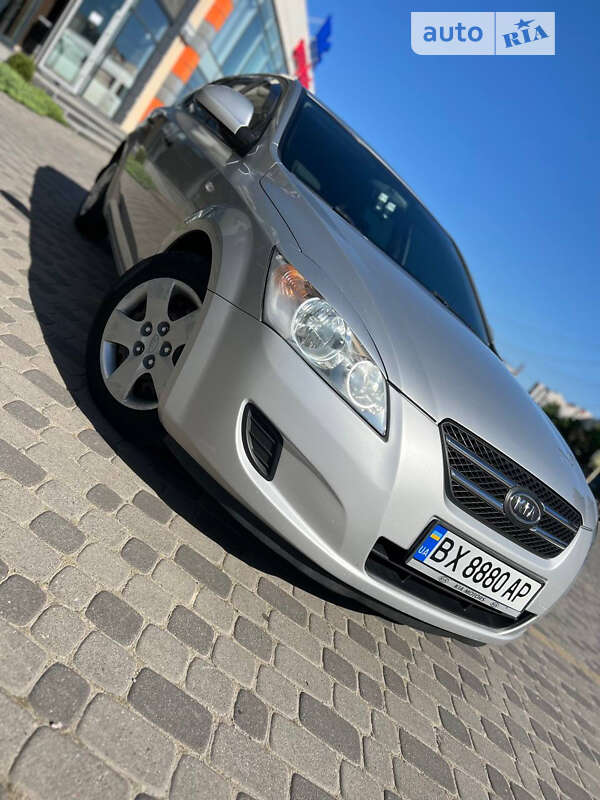 Хэтчбек Kia Ceed 2008 в Хмельницком