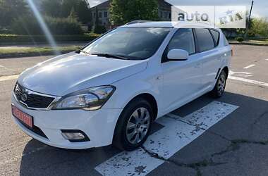 Универсал Kia Ceed 2010 в Калуше