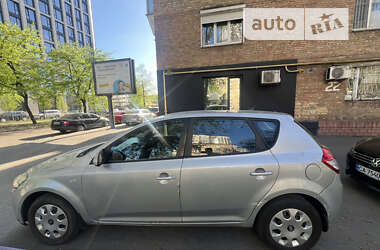 Хетчбек Kia Ceed 2008 в Києві