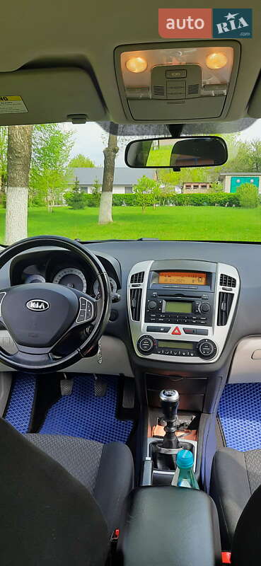 Хэтчбек Kia Ceed 2007 в Ковеле