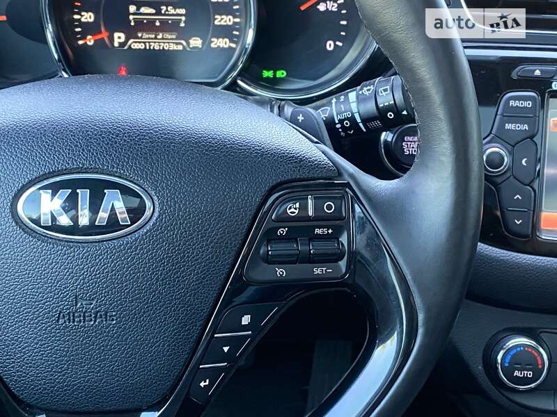 Хэтчбек Kia Ceed 2012 в Киеве
