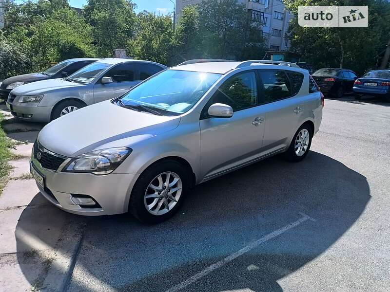 Универсал Kia Ceed 2010 в Черкассах