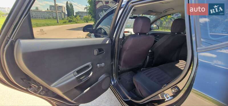Універсал Kia Ceed 2007 в Житомирі